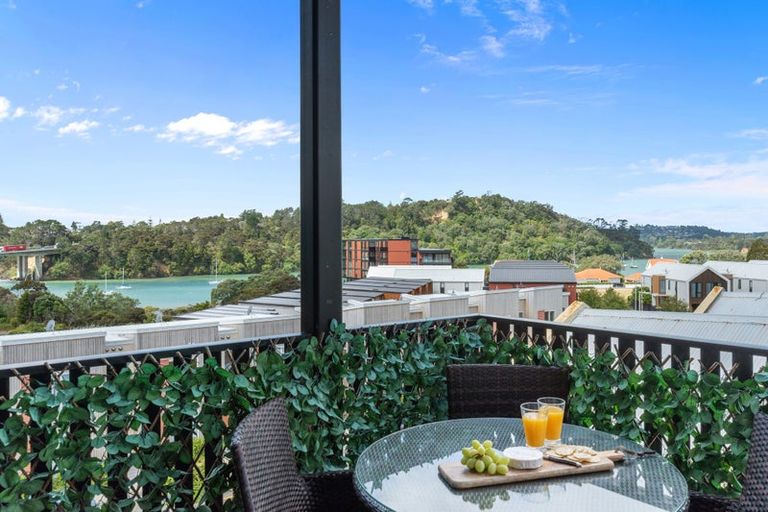 Photo of property in 403/2 Launch Road, Hobsonville, Auckland, 0616