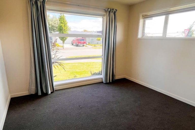 Photo of property in 68 Packard Crescent, Halswell, Christchurch, 8025