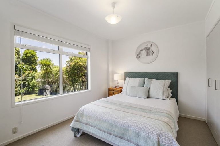 Photo of property in 22 Summit Drive, Torbay, Auckland, 0630