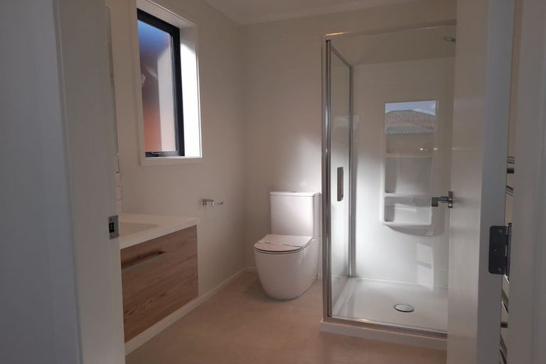 Photo of property in 3 Makomako Crescent, Wharewaka, Taupo, 3330