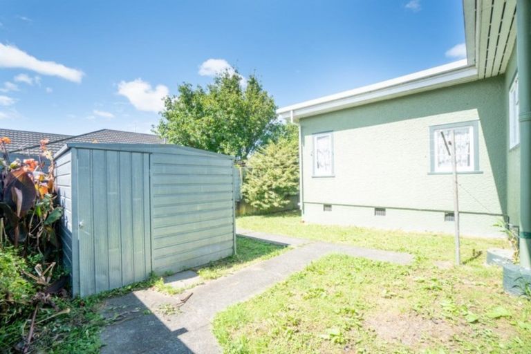 Photo of property in 2 Terrace Street, Roslyn, Palmerston North, 4414