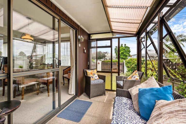 Photo of property in 21-23 Rurumoki Street, Regent, Whangarei, 0112