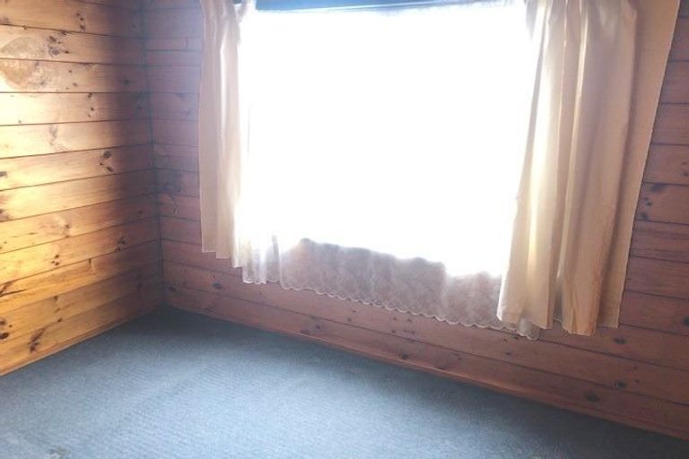 Photo of property in 30 Sikkim Crescent, Clover Park, Auckland, 2019