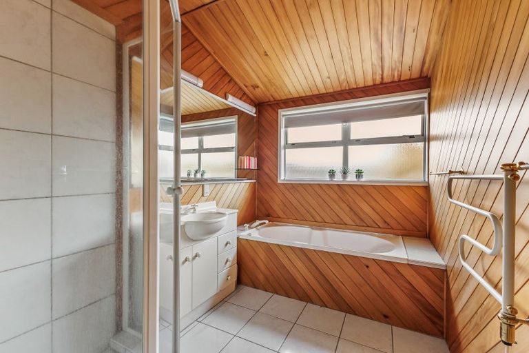 Photo of property in 12 Halberg Crescent, Whakatane, 3120