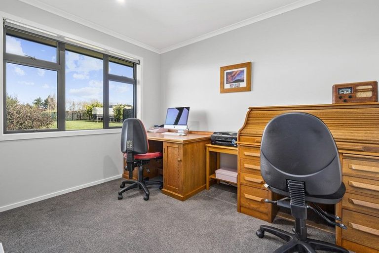 Photo of property in 21 Jarrett Terrace, Leamington, Cambridge, 3432