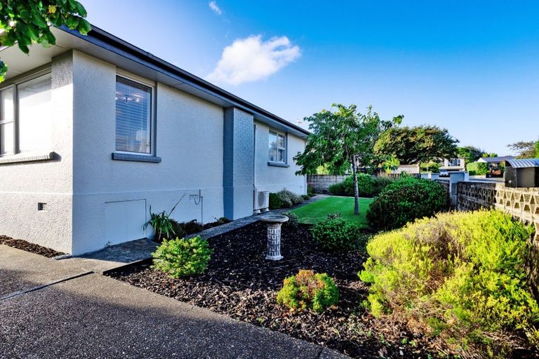 Photo of property in 5 Pine Crescent, Hargest, Invercargill, 9810