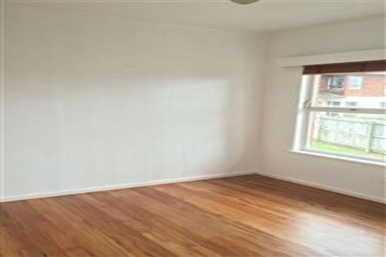 Photo of property in 1/28 Esmonde Road, Takapuna, Auckland, 0622