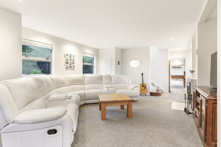 Photo of property in 15 Flight Valley Way, Welcome Bay, Tauranga, 3175