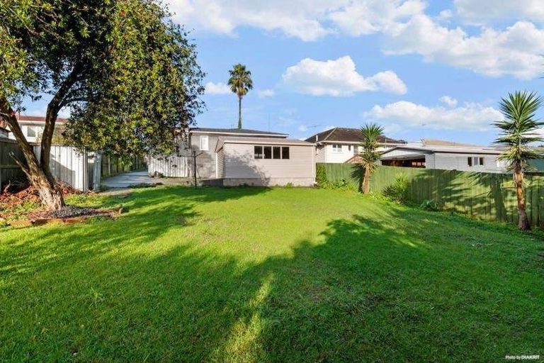 Photo of property in 30 Mclean Avenue, Papatoetoe, Auckland, 2025