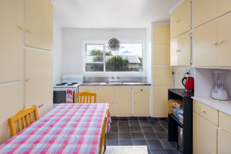 Photo of property in 63 Hampden Street, Picton, 7220