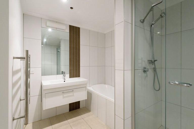 Photo of property in Bellagio Apartments, 4b/39 Taranaki Street, Te Aro, Wellington, 6011