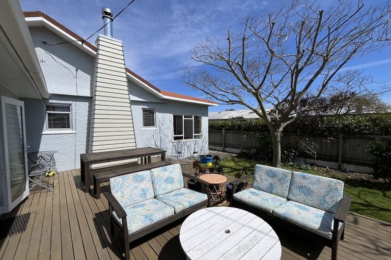 Photo of property in 93 Parkers Road, Tahunanui, Nelson, 7011