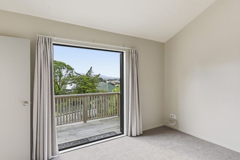 Photo of property in 3 Vera Lane, Paraparaumu, 5032