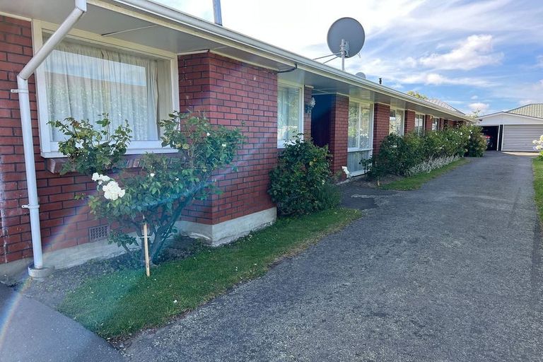 Photo of property in 1/129 Glandovey Road, Strowan, Christchurch, 8052