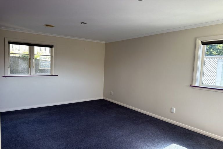 Photo of property in 42 Raroa Road, Kelburn, Wellington, 6012