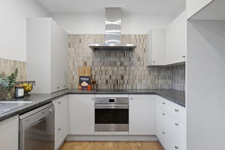 Photo of property in 6 Barrington Street, Somerfield, Christchurch, 8024