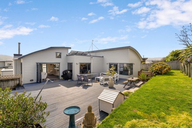 Photo of property in 8 Bowsprit Way, Whitby, Porirua, 5024