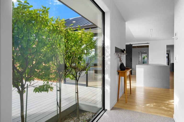 Photo of property in 83 Sunline Drive, Leamington, Cambridge, 3432