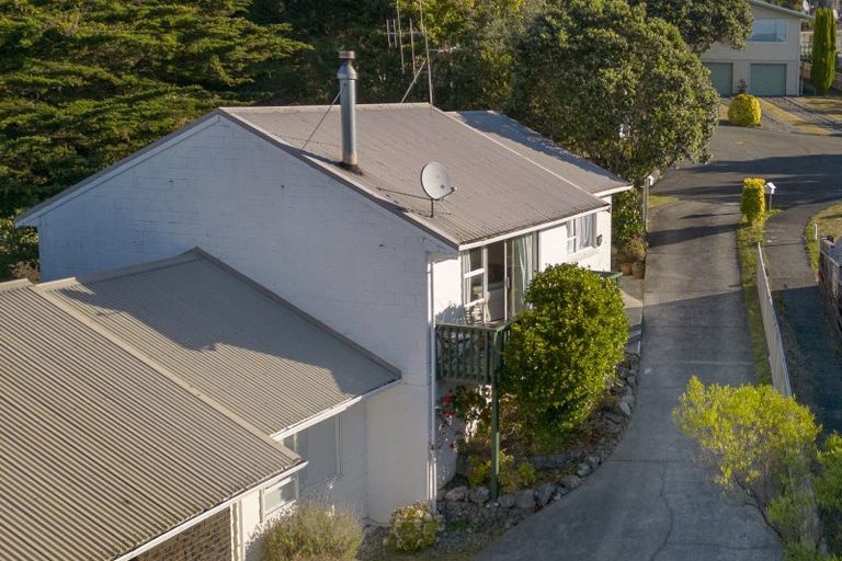 Photo of property in 19a Hicks Close, Whitby, Porirua, 5024