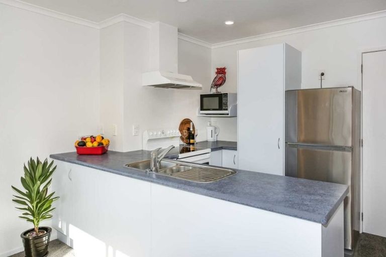 Photo of property in 4/271 Queen Street, Pukekohe, 2120