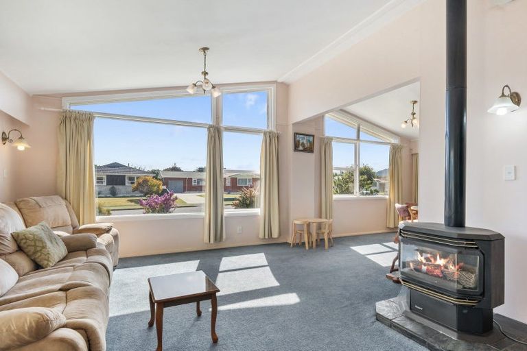 Photo of property in 26 Burn Street, Levin, 5510