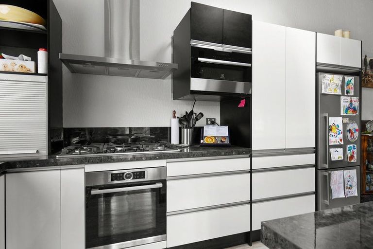 Photo of property in 10 Briar Crescent, Alexandra, 9320