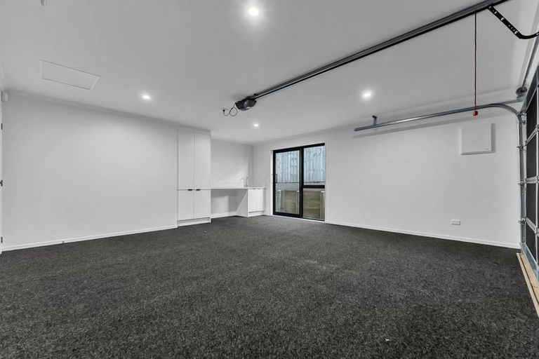 Photo of property in 8 Viv Green Place, Pokeno, 2402