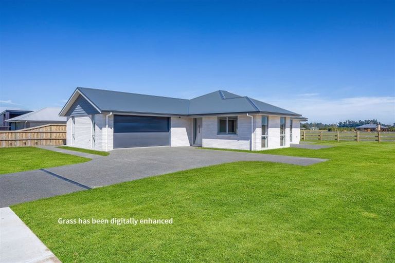 Photo of property in 34 Plover Avenue, Amberley, 7410