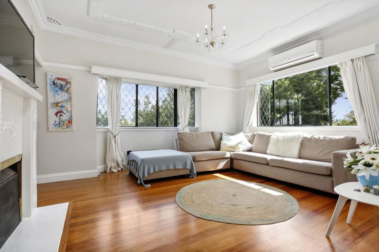 Photo of property in 855 State Highway 16, Waimauku, 0812