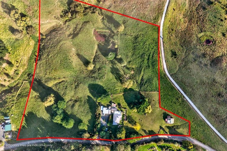 Photo of property in 311 Franklin Road, Paparoa, 0571