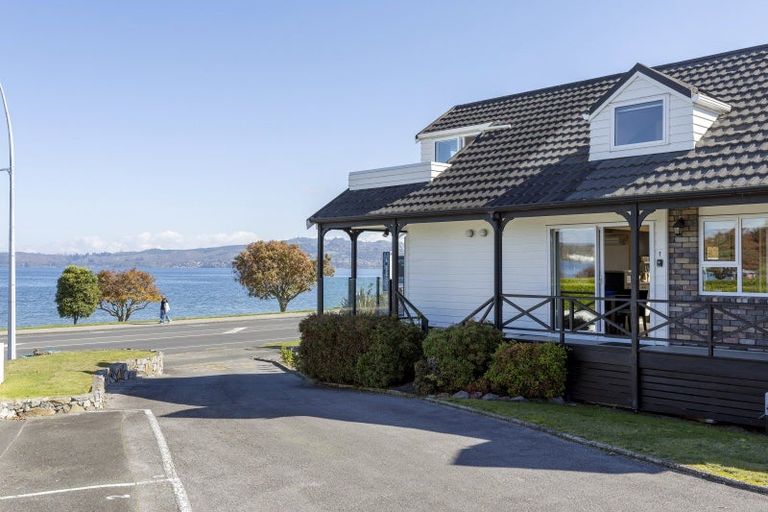 Photo of property in 1/116 Lake Terrace, Taupo, 3330