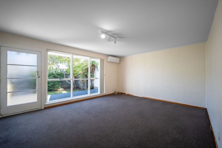 Photo of property in 2/26 Mona Vale Avenue, Riccarton, Christchurch, 8011