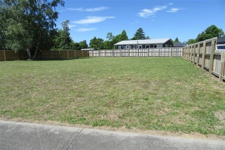 Photo of property in 11 Ngahana Place, Turangi, 3334