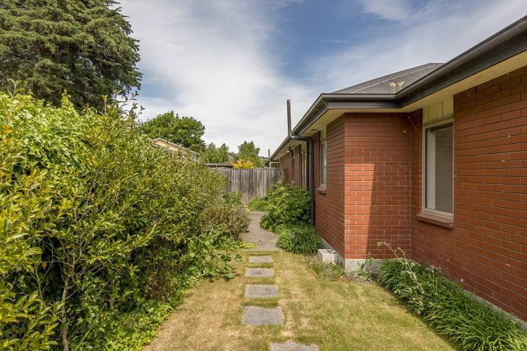 Photo of property in 17 Streamside Court, Woolston, Christchurch, 8062