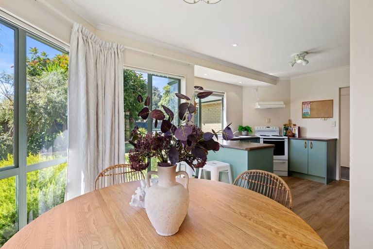 Photo of property in 96 Evans Road, Papamoa Beach, Papamoa, 3118