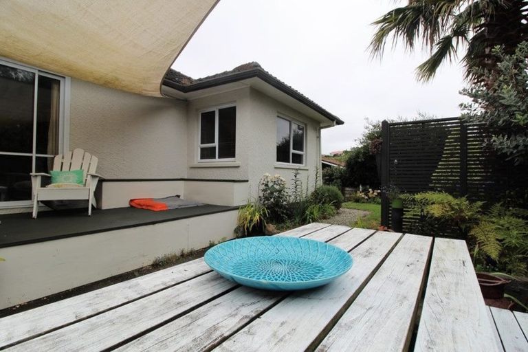 Photo of property in 475a Saint Aubyn Street, Moturoa, New Plymouth, 4310