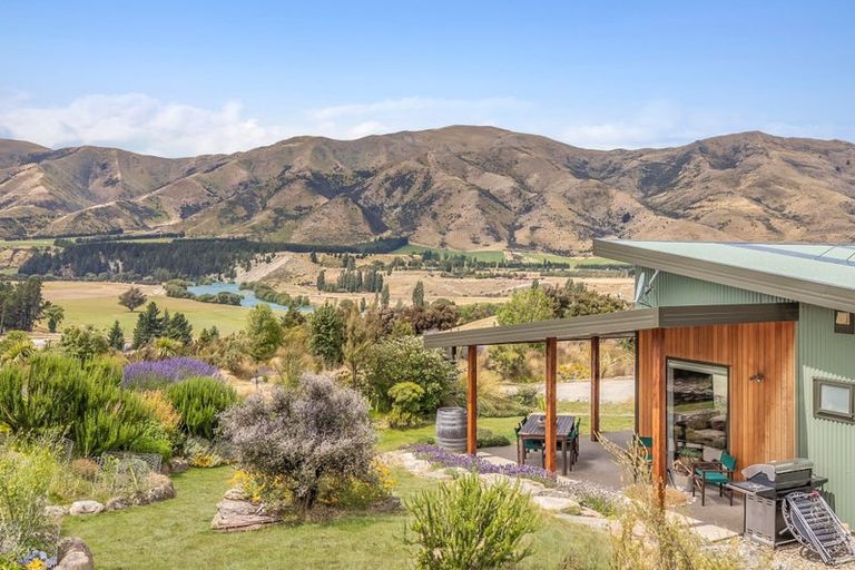 Photo of property in 62 Pukerangi Drive, Queensberry, Cromwell, 9383