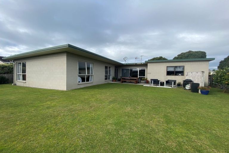 Photo of property in 1 Sarten Street, Waitara, 4320