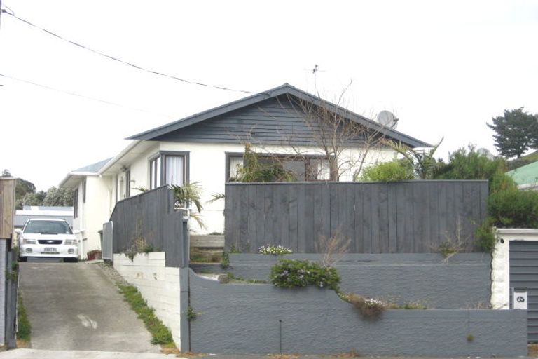 Photo of property in 63 Breakwater Road, Moturoa, New Plymouth, 4310
