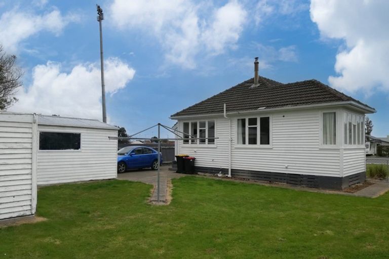 Photo of property in 1 Joseph Street, Waverley, Invercargill, 9810