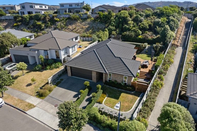 Photo of property in 20 Tongariro Drive, Aotea, Porirua, 5024