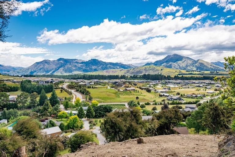 Photo of property in 561 Aubrey Road, Wanaka, 9305