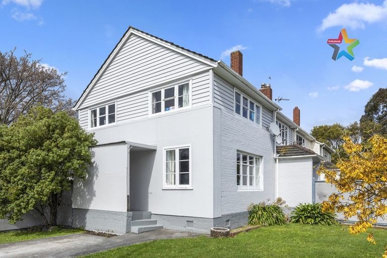 Photo of property in 4/87 Cambridge Terrace, Waterloo, Lower Hutt, 5011