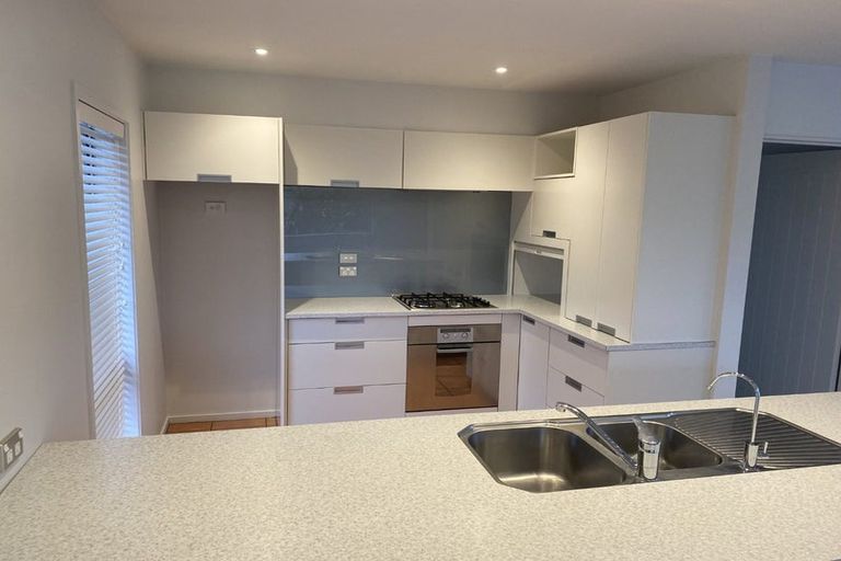 Photo of property in 201 Heta Road, Merrilands, New Plymouth, 4312