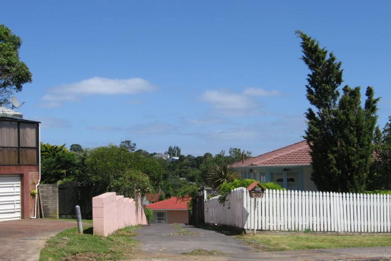 Photo of property in 30 Seon Place, Birkdale, Auckland, 0626