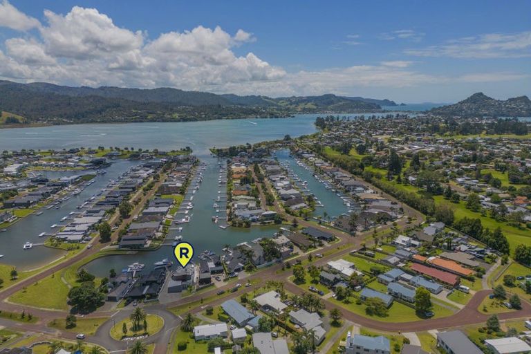 Photo of property in 409 Waterways Parade, Pauanui, Hikuai, 3579