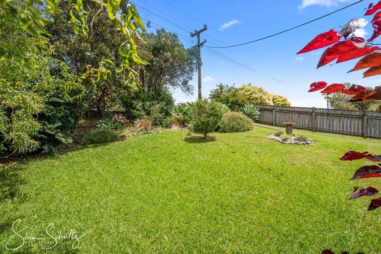 Photo of property in 45 Gorge Road, Maungaturoto, 0520