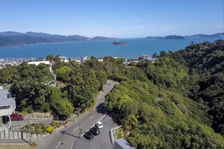 Photo of property in 26 Akatea Road, Korokoro, Lower Hutt, 5012