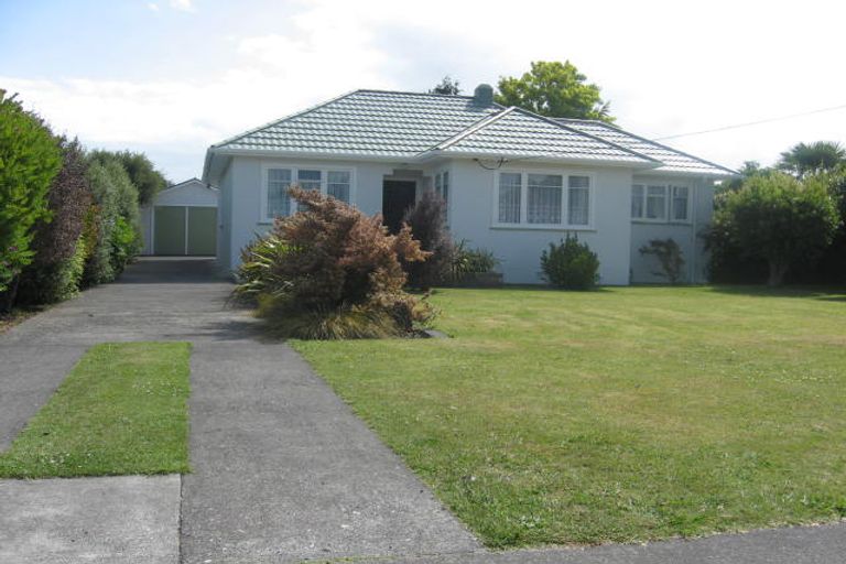 Photo of property in 1 Caffray Avenue, Aramoho, Whanganui, 4500