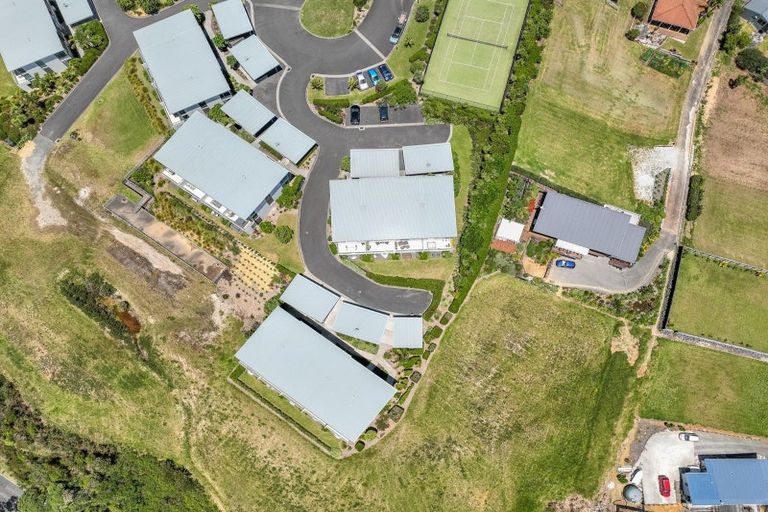 Photo of property in Doubtless Bay Villas, 22/18 Dudley Crescent, Cable Bay, 0420